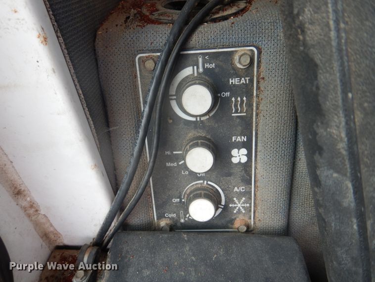 image for item DH8011 SpraCoupe 3440  sprayer