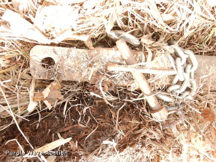 image for item DH8780 Huskee  gravity wagon