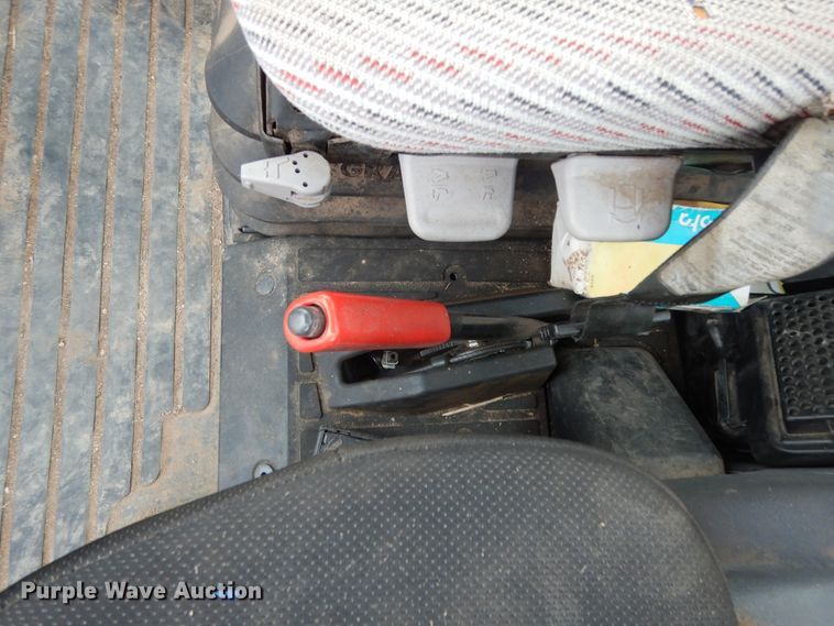 image for item DI8634 2015 Kubota M6-141  MFWD tractor