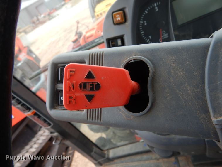 image for item DI8634 2015 Kubota M6-141  MFWD tractor