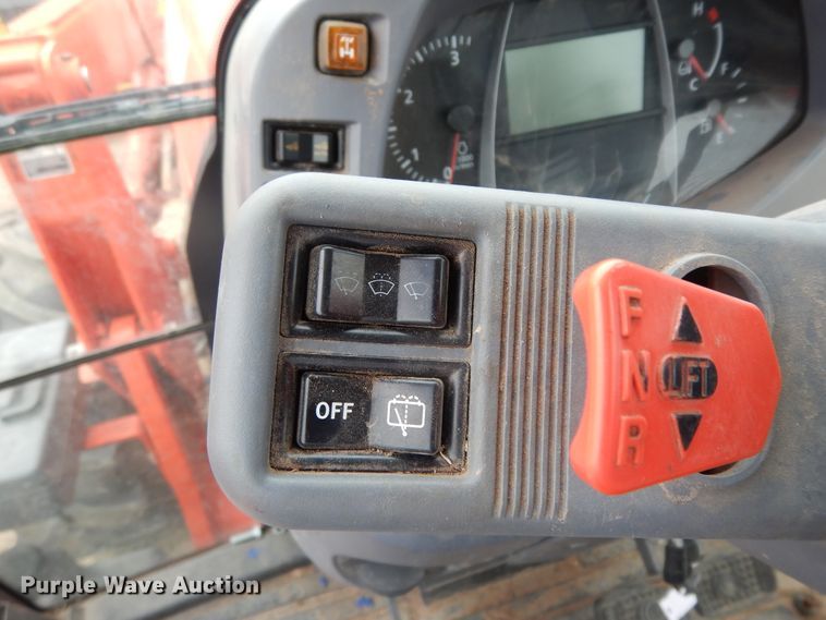image for item DI8634 2015 Kubota M6-141  MFWD tractor