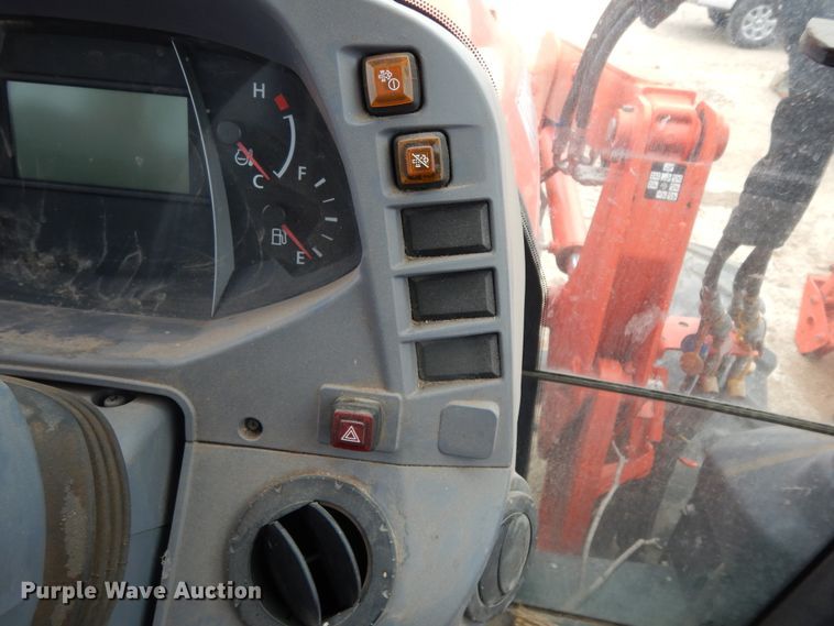 image for item DI8634 2015 Kubota M6-141  MFWD tractor