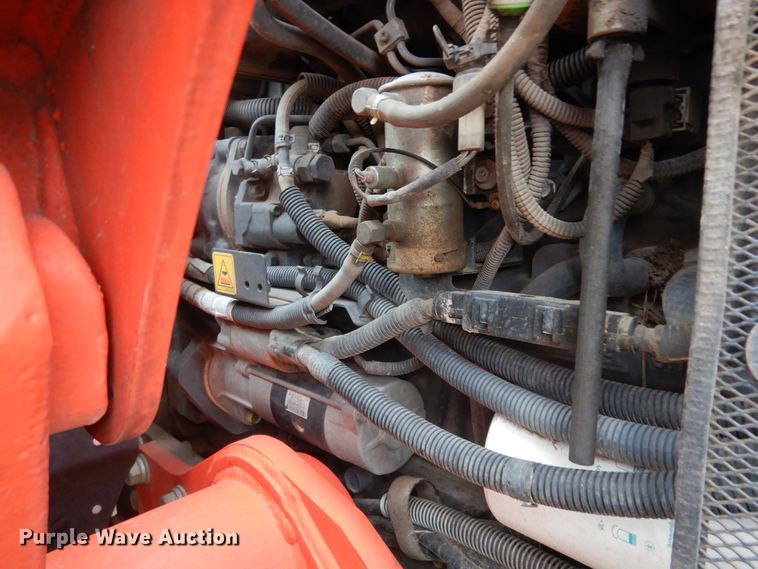 image for item DI8634 2015 Kubota M6-141  MFWD tractor