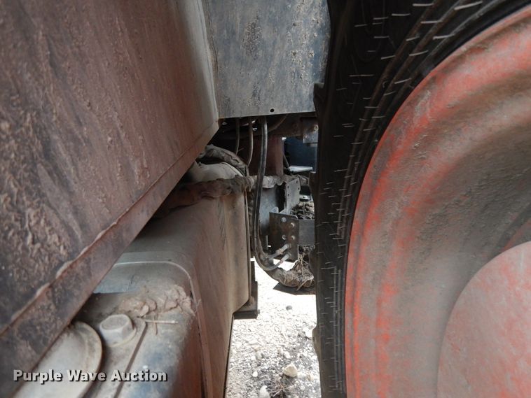 image for item DI8634 2015 Kubota M6-141  MFWD tractor