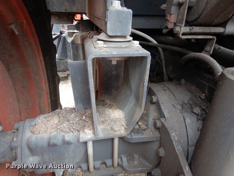 image for item DI8634 2015 Kubota M6-141  MFWD tractor