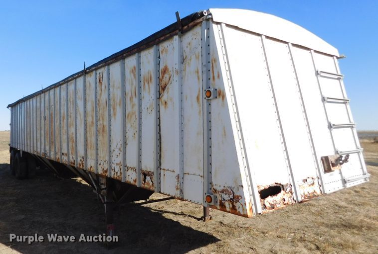 image for item DJ7555 1985 Merritt  grain trailer