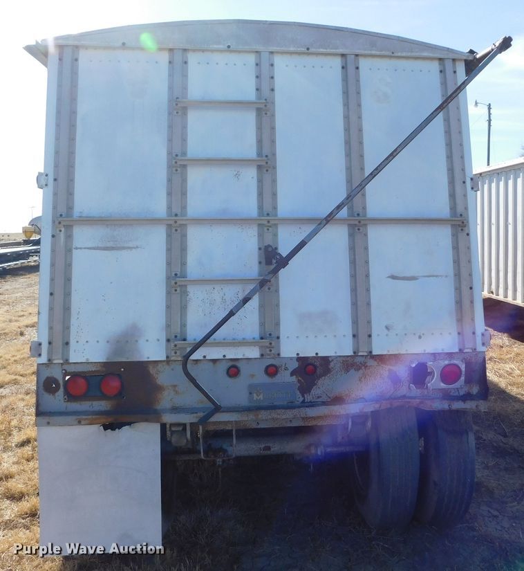 image for item DJ7555 1985 Merritt  grain trailer