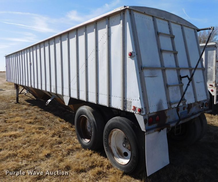 image for item DJ7555 1985 Merritt  grain trailer