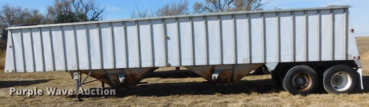 image for item DJ7555 1985 Merritt  grain trailer