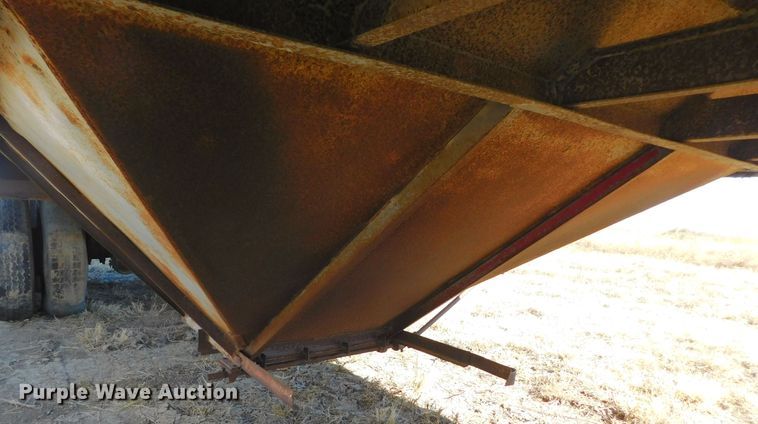 image for item DJ7555 1985 Merritt  grain trailer