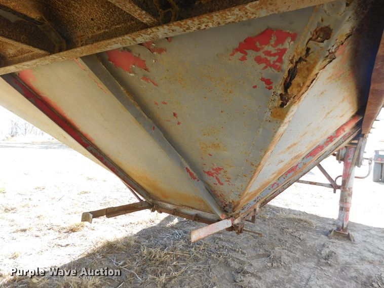 image for item DJ7555 1985 Merritt  grain trailer
