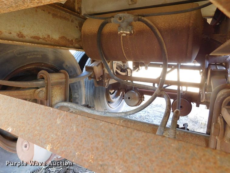 image for item DJ7555 1985 Merritt  grain trailer