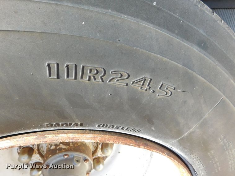 image for item DJ7555 1985 Merritt  grain trailer