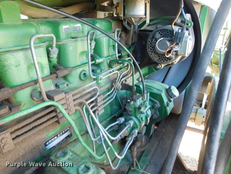 image for item DJ7577 1982 John Deere 4240  tractor