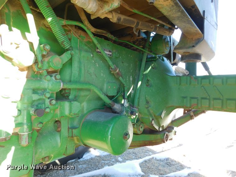 image for item DJ7577 1982 John Deere 4240  tractor