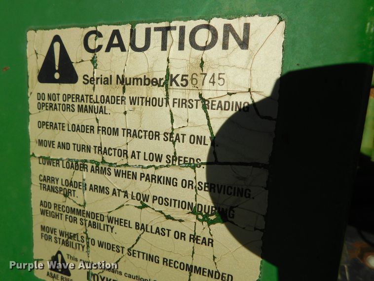 image for item DJ7577 1982 John Deere 4240  tractor