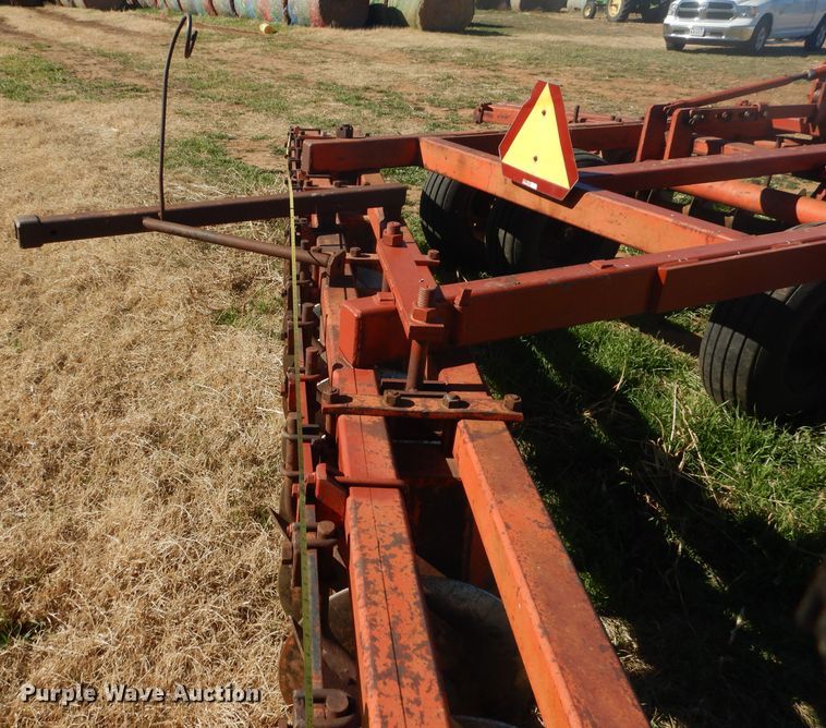 image for item DJ8922 Miller  off-set disk