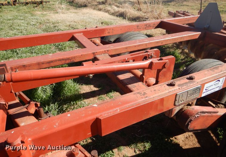 image for item DJ8922 Miller  off-set disk