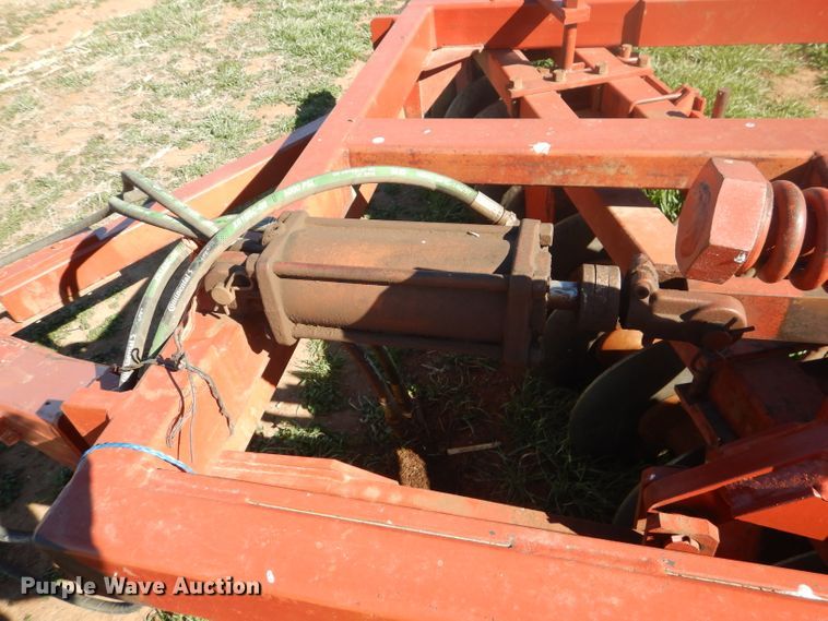 image for item DJ8922 Miller  off-set disk