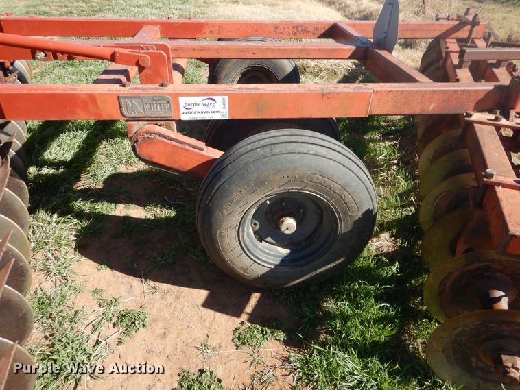 image for item DJ8922 Miller  off-set disk