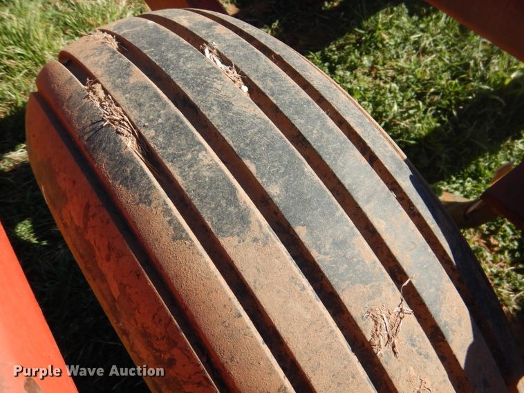 image for item DJ8922 Miller  off-set disk