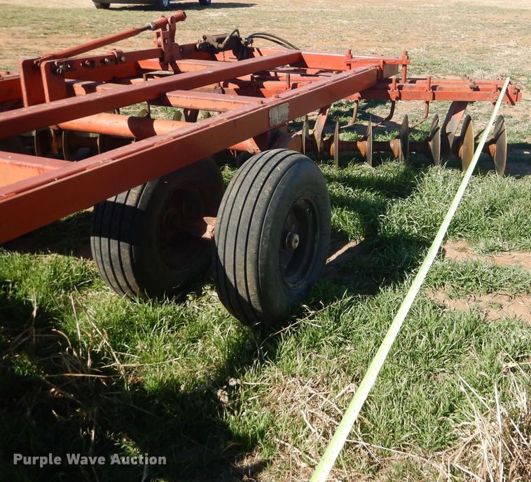 image for item DJ8922 Miller  off-set disk