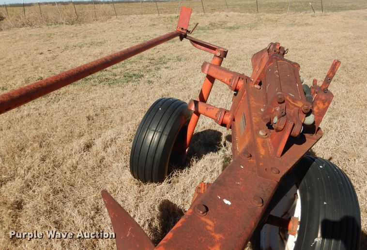 image for item DJ8924 Case  seven bottom plow
