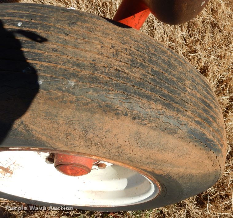 image for item DJ8924 Case  seven bottom plow