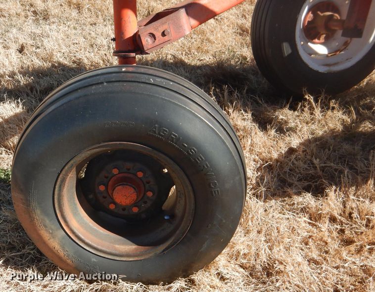 image for item DJ8924 Case  seven bottom plow