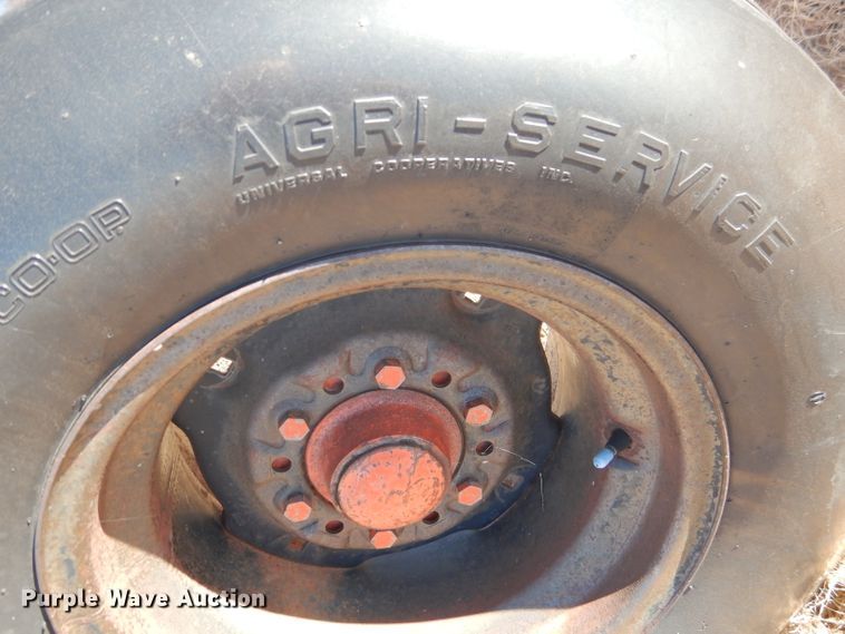 image for item DJ8924 Case  seven bottom plow