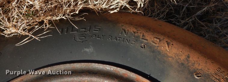 image for item DJ8924 Case  seven bottom plow