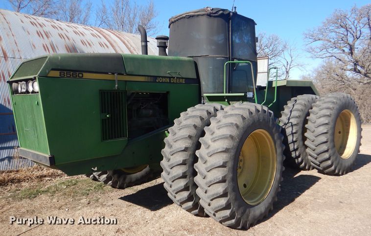 image for item DK7251 1991 John Deere 8560  4WD tractor