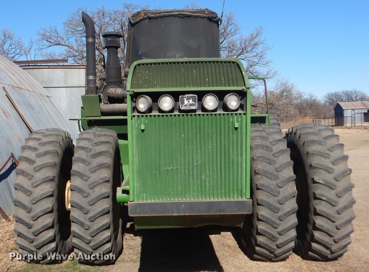 image for item DK7251 1991 John Deere 8560  4WD tractor