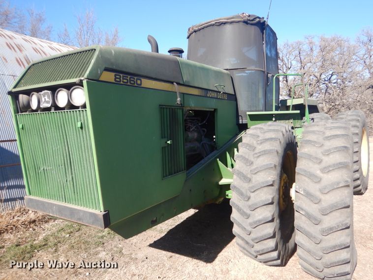image for item DK7251 1991 John Deere 8560  4WD tractor