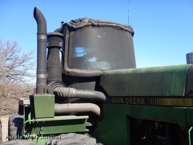 image for item DK7251 1991 John Deere 8560  4WD tractor