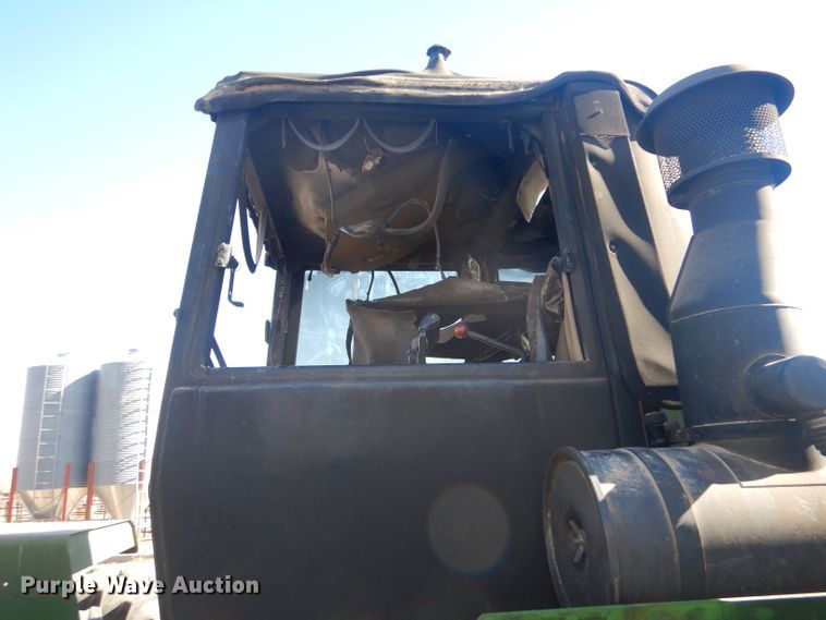 image for item DK7251 1991 John Deere 8560  4WD tractor