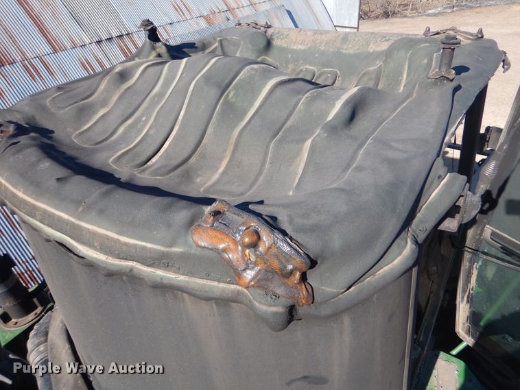 image for item DK7251 1991 John Deere 8560  4WD tractor