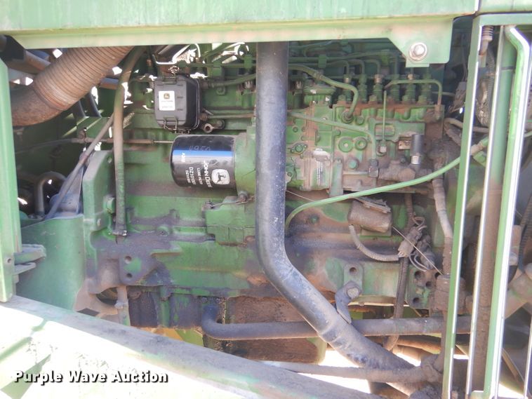 image for item DK7251 1991 John Deere 8560  4WD tractor
