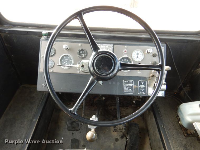 image for item DK8729 Ag-Chem Ag Gator 2004  manure spreader