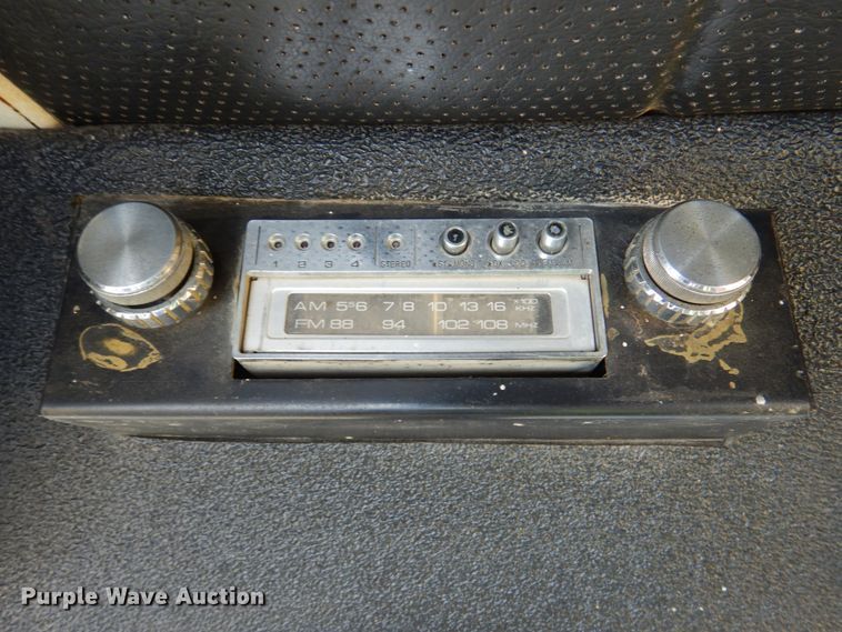 image for item DK8729 Ag-Chem Ag Gator 2004  manure spreader