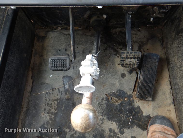 image for item DK8729 Ag-Chem Ag Gator 2004  manure spreader