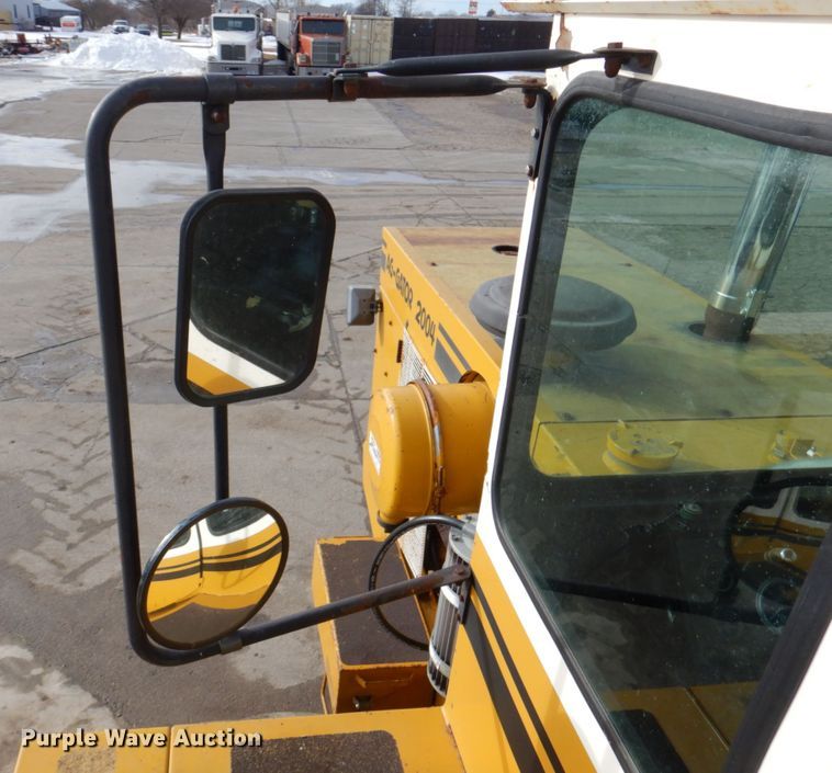 image for item DK8729 Ag-Chem Ag Gator 2004  manure spreader