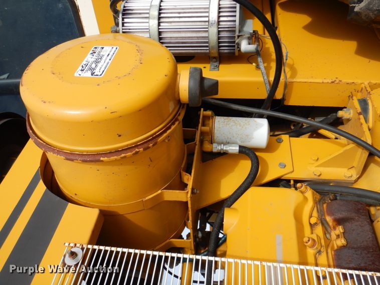 image for item DK8729 Ag-Chem Ag Gator 2004  manure spreader