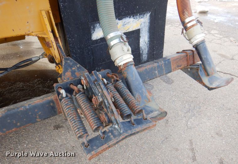 image for item DK8729 Ag-Chem Ag Gator 2004  manure spreader