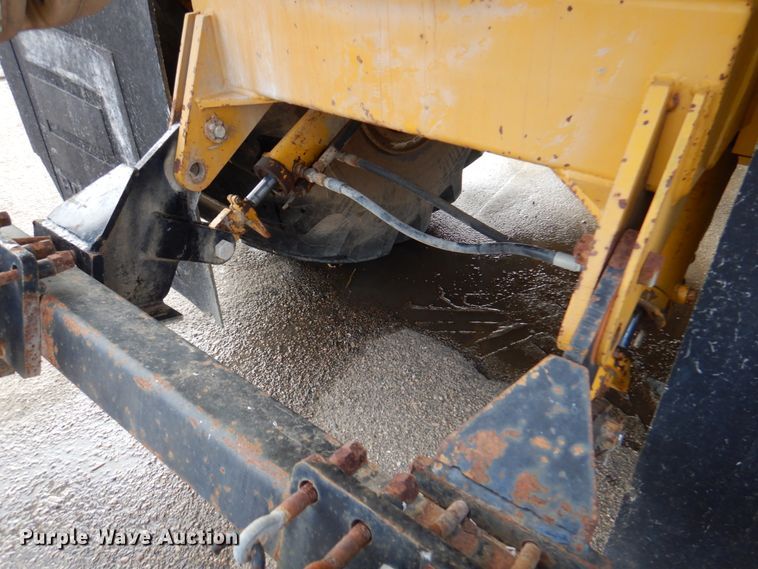 image for item DK8729 Ag-Chem Ag Gator 2004  manure spreader