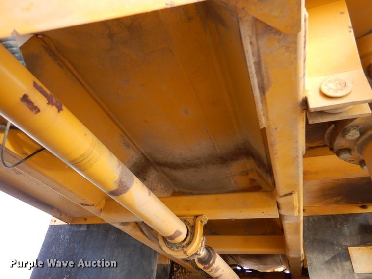 image for item DK8729 Ag-Chem Ag Gator 2004  manure spreader