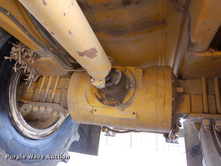 image for item DK8729 Ag-Chem Ag Gator 2004  manure spreader