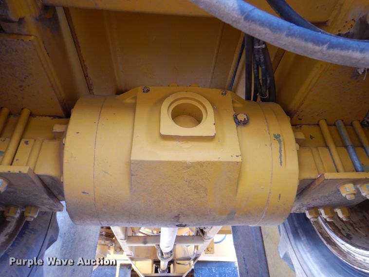 image for item DK8729 Ag-Chem Ag Gator 2004  manure spreader