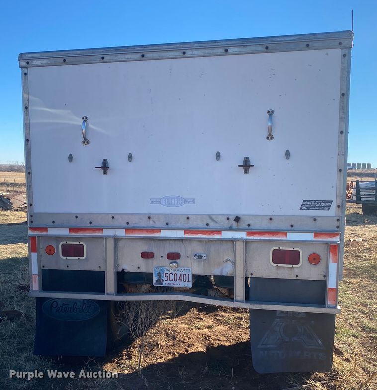 image for item DL1380 1976 Guthrie GH21  grain trailer