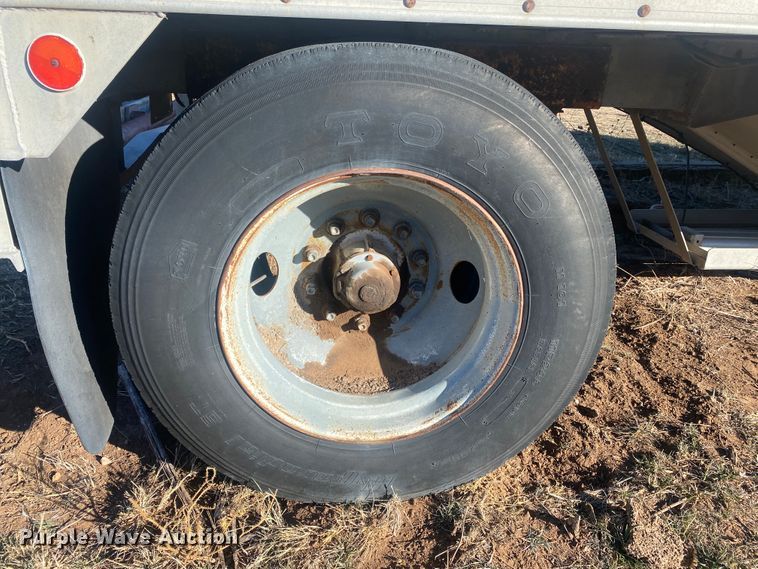 image for item DL1380 1976 Guthrie GH21  grain trailer